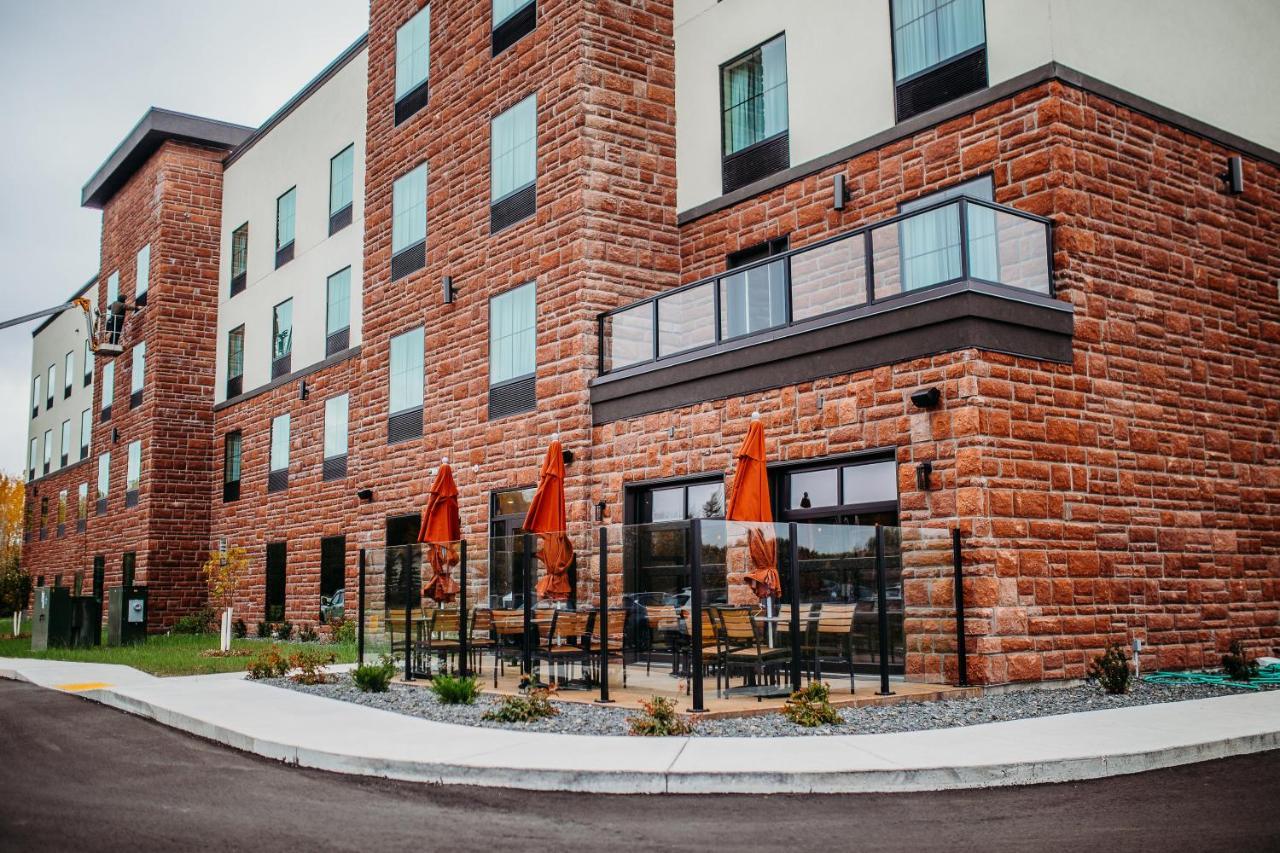 Cobblestone Hotel & Suites International Falls Dış mekan fotoğraf